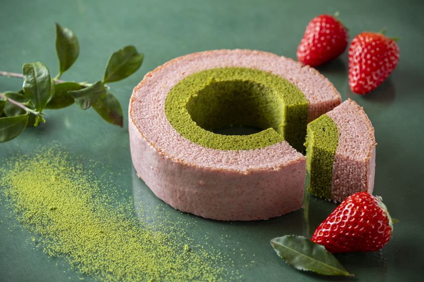 <いちご専門店の道の駅 いちごBonBonBERRY>
累計7万個突破の「いちごのバウムクーヘン」に
“静岡抹茶”の味わいが新登場!新作スイーツ4種登場
「静岡県産いちごと静岡抹茶フェア」も同時開催!