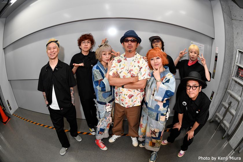 【MUSIC ON! TV(エムオン!)】
PUFFY
デビュー30周年記念ライブ
奥田民生をSPゲストに迎え、人気曲多数披露!
エムオン!で6/27(土)夜7時~独占放送!
直筆サイン入りタオルプレゼントキャンペーン実施中!