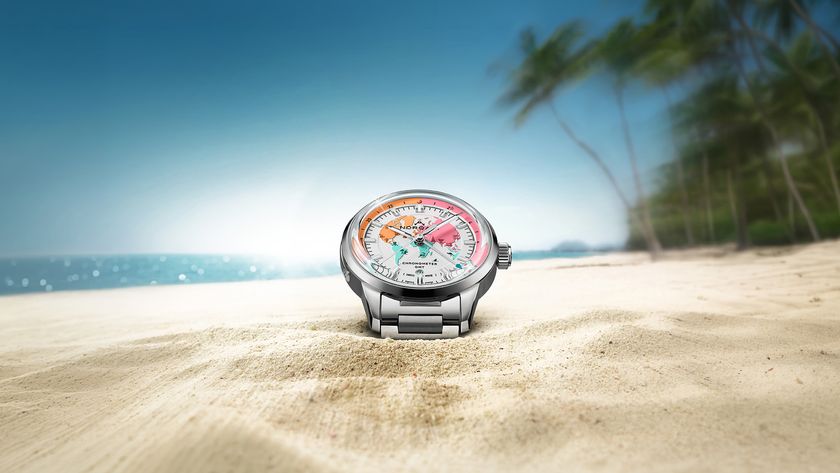 スイスの独立時計ブランドNORQAIN、世界限定500本の
トラベルウォッチ「FREEDOM GMT ENJOY LIFE
"HOLIDAY" LIMITED EDITION」を発表