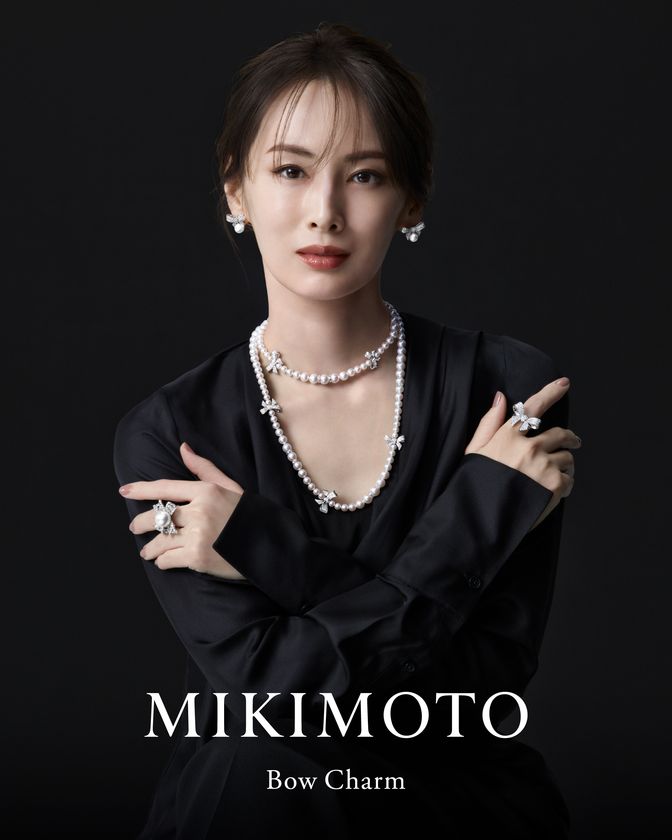 北川景子がまとう「Bow Charm」新作ジュエリー
MIKIMOTOが描くコレクションの世界観を美しく体現