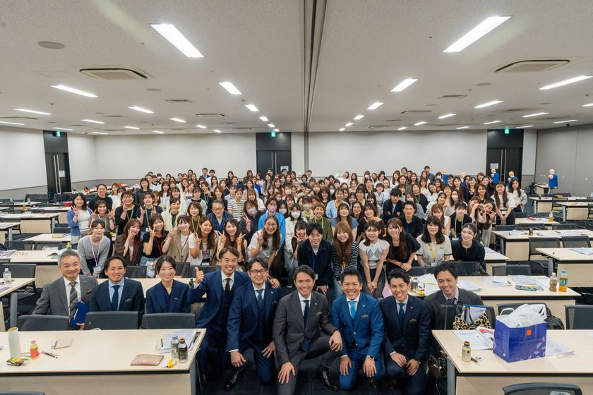 歯科の人材危機と超高齢社会に挑む、熊本から始まった「熱き革命」
受講者1万人突破のJDA、原点の地で第100回記念講習会を開催