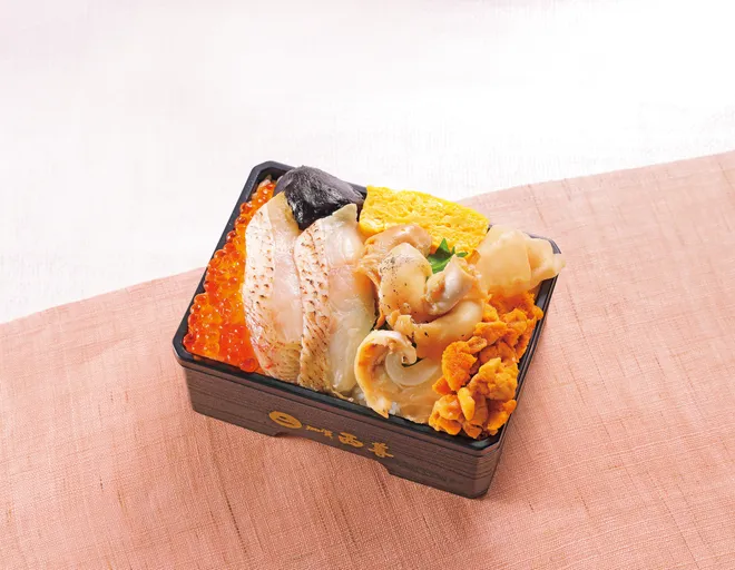 のどぐろ・信州牛・白えびなど、
5県のグルメ・工芸品を扱う88店舗が集結!
「北陸・信越展」9/30(水)から開催