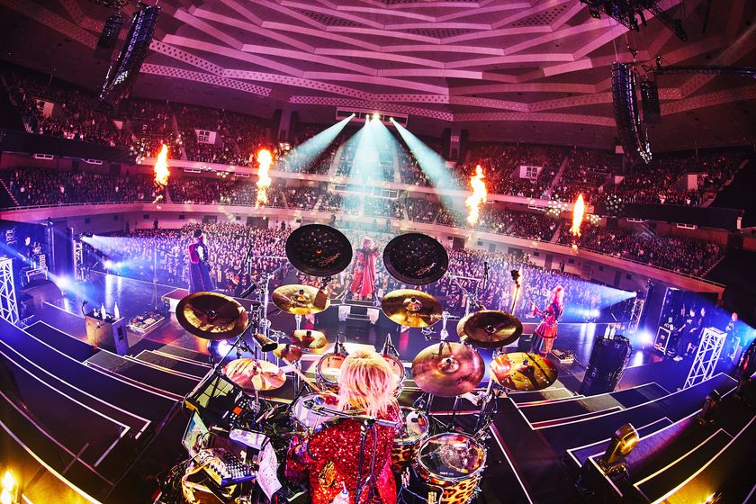 【ライヴレポート】Royz、初の日本武道館単独公演を開催!
新たなワンマンツアー&「ROAD TO ARENA」となる
“Capture II”を発表、「共に生きよう、共に歩もう」