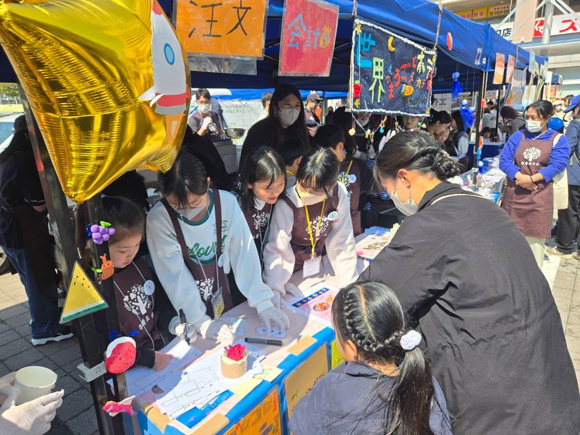 子どもが店頭に立ち、学び、表現する体験型イベント
第2回「虹いろキッズマルシェ in 舞子公園」を10/3に開催