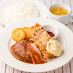 【ガスト】ハンバーグ&チキン南蛮ランチ